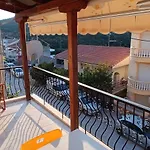 Αphrodite Apartment