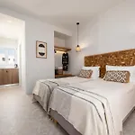 Sea & Sun Paros