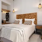 Sea & Sun Paros