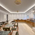 Armata Boutique Hotel