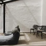 Chris&C Apartments