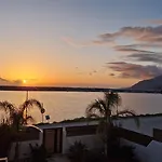 Isalos Sea View Studios