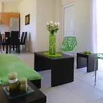 Villa In Nopigia With Garden
