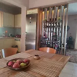 George\'S Family Friendly Maisonette With Great Exterior