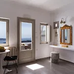 Mardanza Krokos Suites