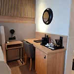 Hotel Avra