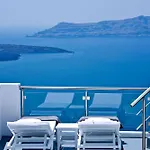 Venetian-Style Santorini Villa 1 Bedroom Villa Astroglia Beautiful Caldera Sea Views Private Jacuzzi Fira