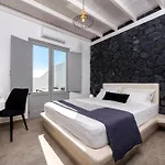 Thrilling Santorini Villa Villa Gauche 2 Bedrooms Furnished Sun Terrace With Private Heated Pool Perissa
