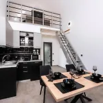 Charming Santorini Villa 2 Bedrooms Premium Villa Private Heated Pool Refined Interior Perissa