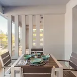 Aura Luxury Suites - Olympiada Seaside Getaways