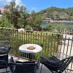 Asos Beachfront Apartment, Center Village, 20M Beach - Near Myrtos - Fiskardo