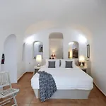 Elegant Santorini House Villa Horizon Caldera View-Outdoor Hot Tub Oia