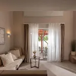 Ariadni Apartments