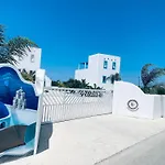 Xenos Villa 6 With A Private Pool Near The Sea