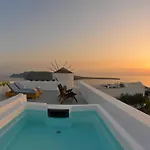Cape Suite Oia