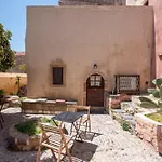 Goulas Traditional Guesthouse