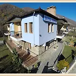 Voreas Hotel