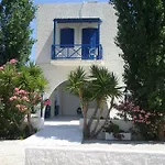 Aegialis Studios & Rooms