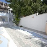 Villa Venus Milos