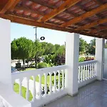 Lazanis Studios Apartments