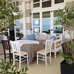 Swell Boutique Hotel