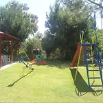 Papahristos Rooms