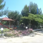 Papahristos Rooms
