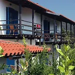 Skites Hotel Bungalows