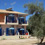 Paradise Studios