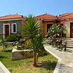 Christina\'S Gardens