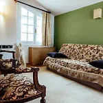Dafnes Residence
