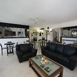 Hotel Niras