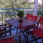Smaragdi Rooms
