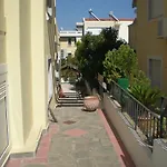 Nikolas & Anezina House