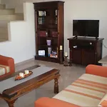 Nikolas & Anezina House