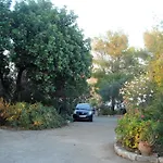 Yianna\'S Home