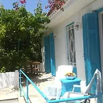 Thavma Summer House
