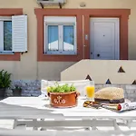 Lithos Apartments