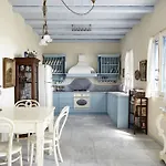 Dinora Villa