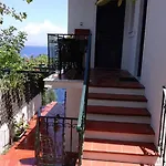 Aprilis Apartments