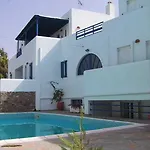 Summer View Apartments