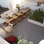 Spiliotica On The Cliff Suites And Apartments