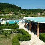 Esperides Studios & Apartments