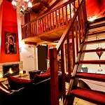 Camelia Suites