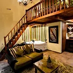 Camelia Suites