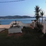Wavedance Accommodation