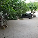 Petros House 1