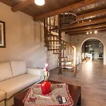 Villa Manoutsio
