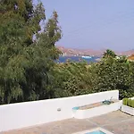 Summer View Apartments