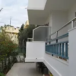 Villa Contessa Apartments \